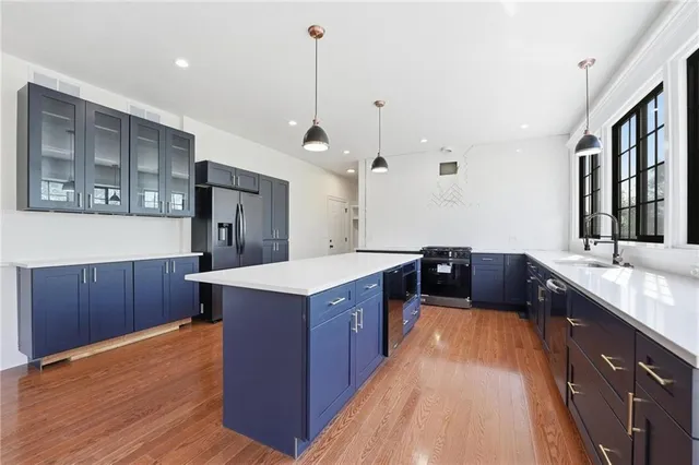 $599,000 | 27135 Webster Court, Weston, MO 64098