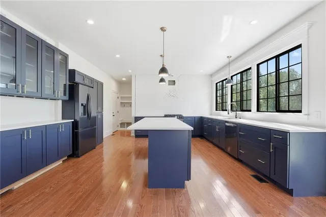 $599,000 | 27135 Webster Court, Weston, MO 64098