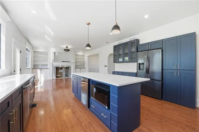 $599,000 | 27135 Webster Court, Weston, MO 64098