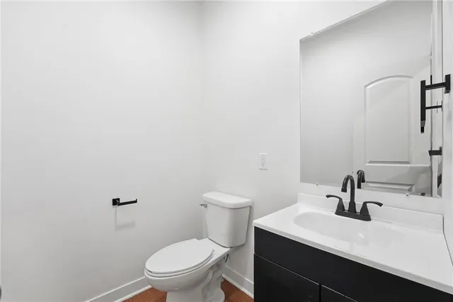 $599,000 | 27135 Webster Court, Weston, MO 64098