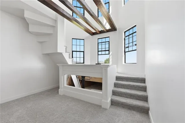 $599,000 | 27135 Webster Court, Weston, MO 64098