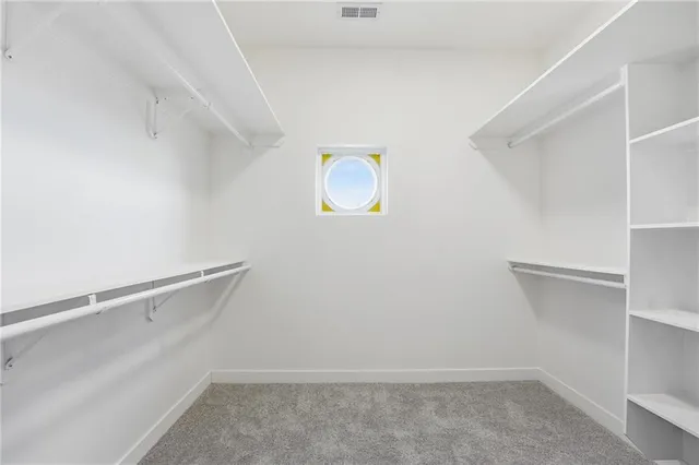 $599,000 | 27135 Webster Court, Weston, MO 64098