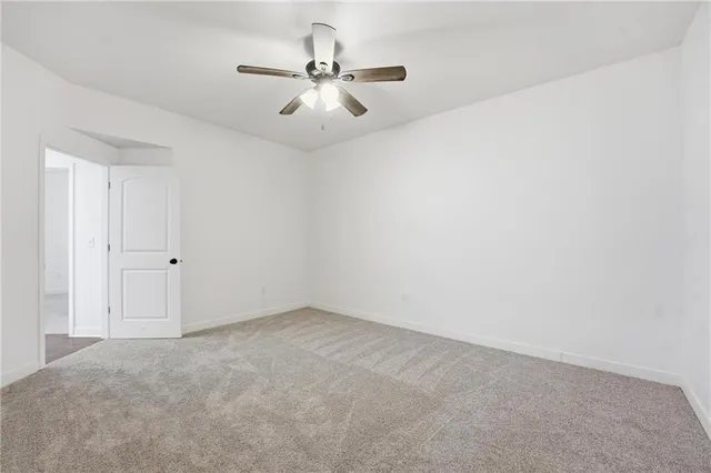 $599,000 | 27135 Webster Court, Weston, MO 64098