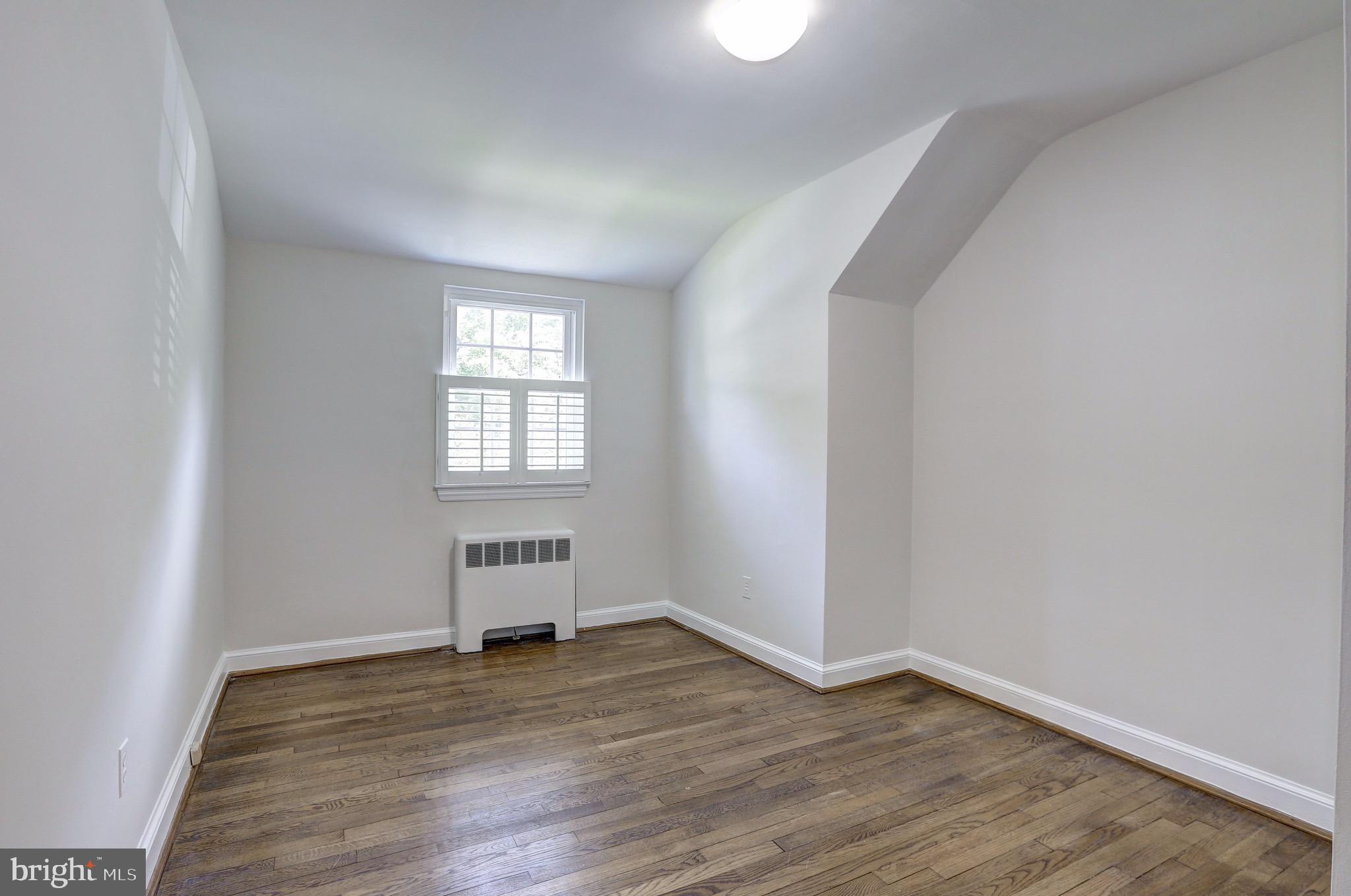 5614 Overlea Road Bethesda, MD 20816 - Photo 18 of 22 Bedroom #4