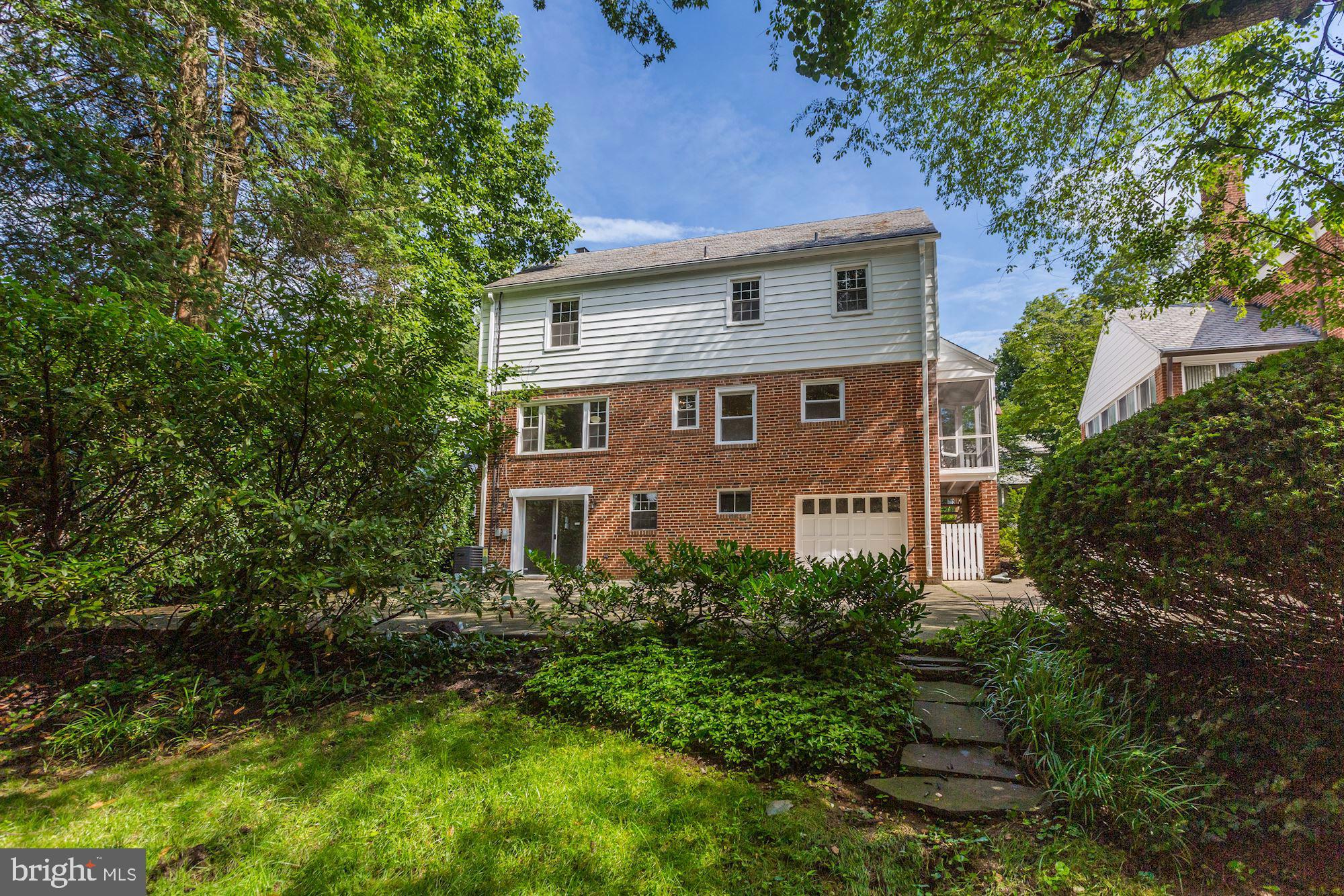 5614 Overlea Road Bethesda, MD 20816 - Photo 21 of 22 Rear yard