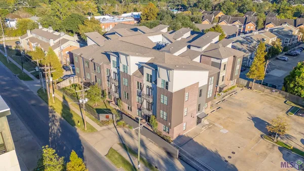 $2,200 | 255 East Boyd Drive, Unit 211, Baton Rouge, LA 70808