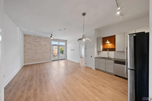 $2,200 | 255 East Boyd Drive, Unit 211, Baton Rouge, LA 70808