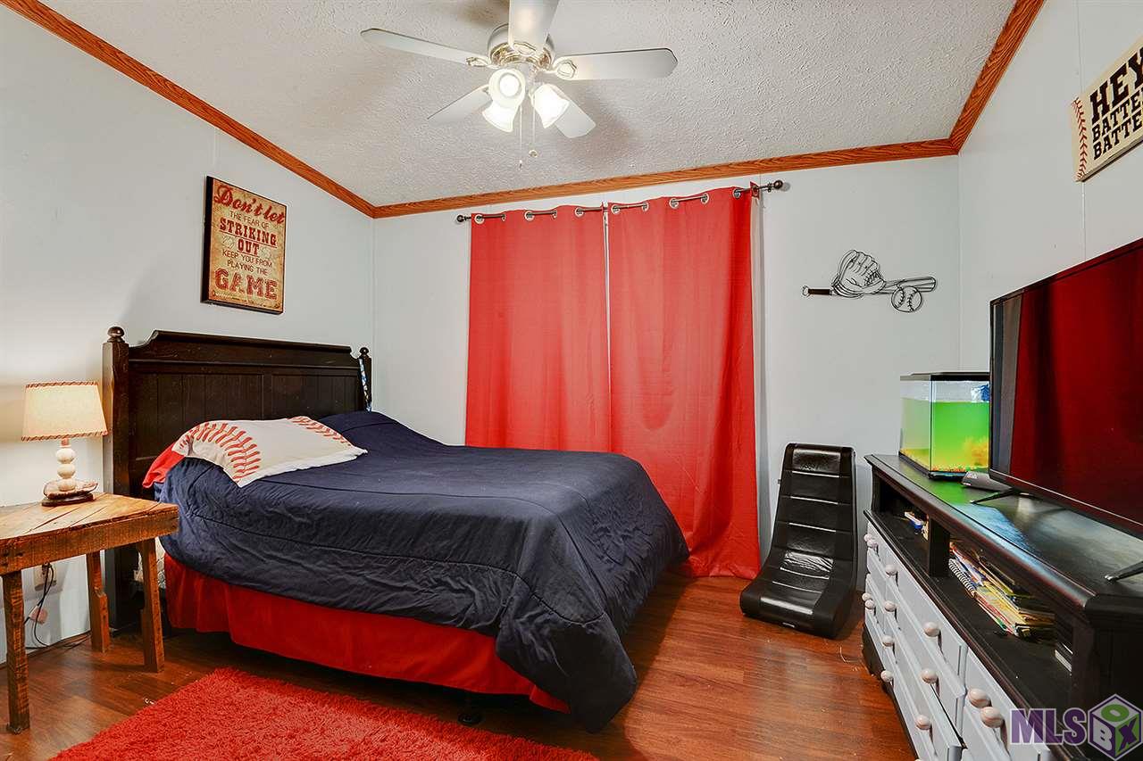 11170 Crossover Road Denham Springs, LA 70726 - Photo 8 of 12