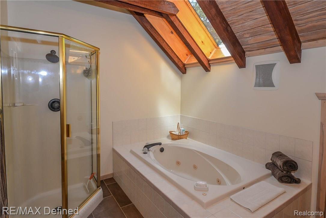 220 Ridgemont Road Oxford, MI 48370 - Photo 51 of 65 51.jpg
