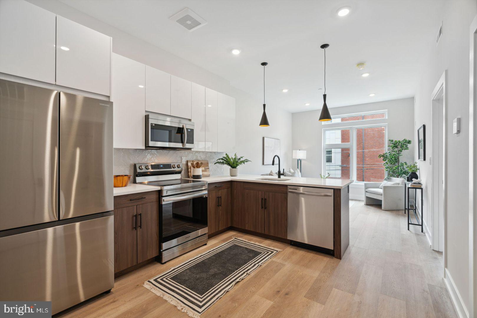 720 West Thompson Street, Unit 1B406 Philadelphia, PA 19122 - Photo 2 of 32