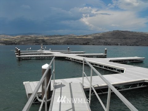 192-182 South Lakeshore Road Chelan, WA 98816 - Photo 1 of 17 Gallery Image 1