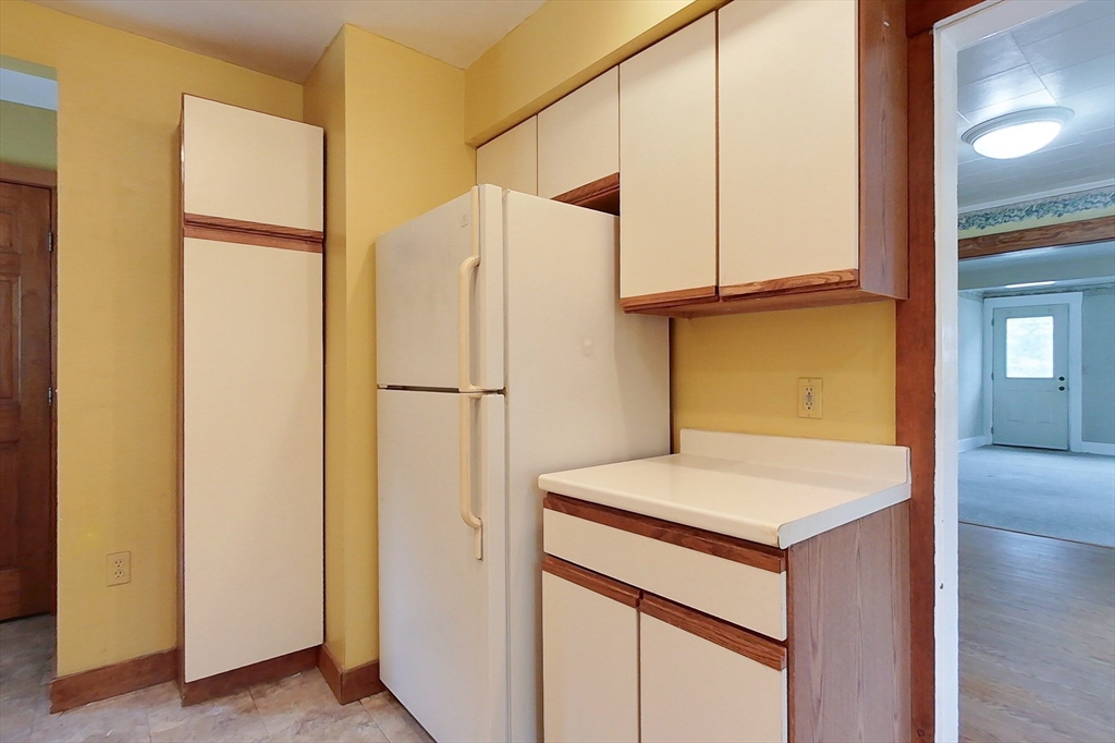 321 Main Street Townsend, MA 01469 - Photo 5 of 31