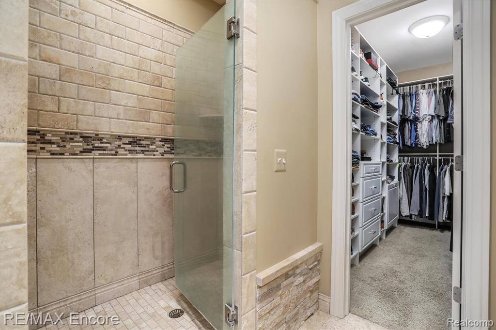 6993 Oakhurst Ridge Road Clarkston, MI 48348 - Photo 35 of 58 Gallery Image 35