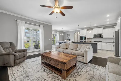 $539,900 | 1045 Black Gum Lane, Clarksville, TN 37043