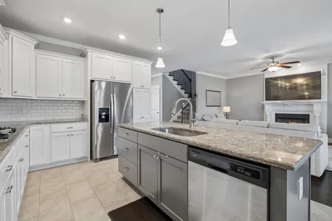 $539,900 | 1045 Black Gum Lane, Clarksville, TN 37043