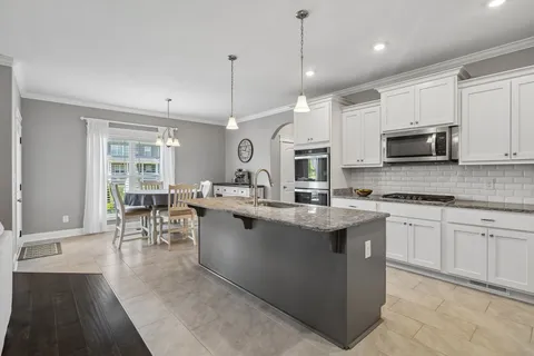 $539,900 | 1045 Black Gum Lane, Clarksville, TN 37043