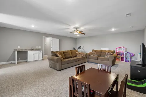 $539,900 | 1045 Black Gum Lane, Clarksville, TN 37043