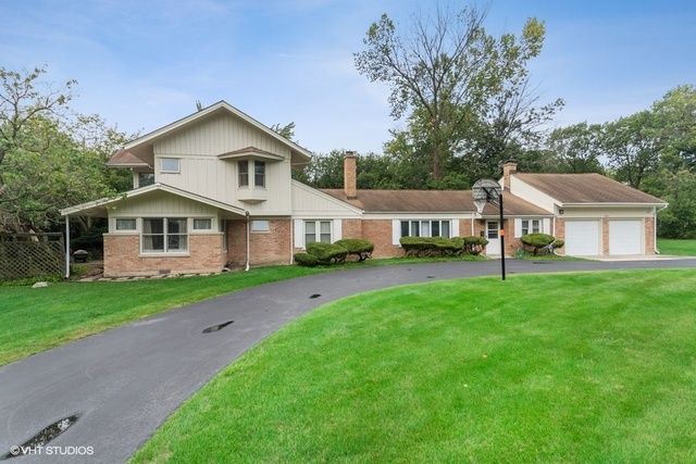 $460,000 | 180 Barberry Road, Highland Park, IL 60035
