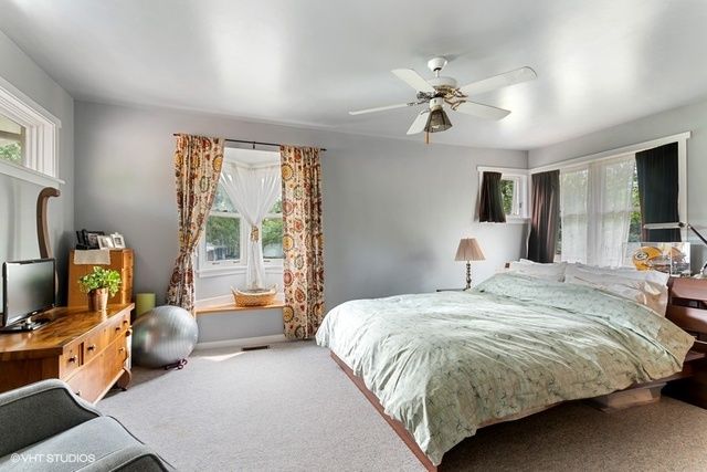 $460,000 | 180 Barberry Road, Highland Park, IL 60035