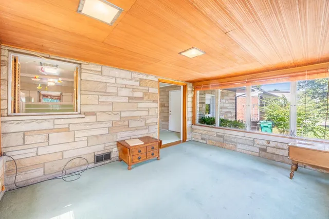 $270,000 | 952 Miller Avenue, Lawrenceburg, IN 47025