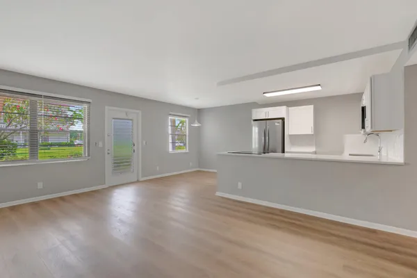 $200,000 | 296 Fanshaw H, Boca Raton, FL 33434