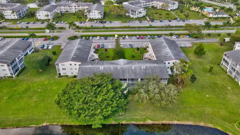 $200,000 | 296 Fanshaw H, Boca Raton, FL 33434