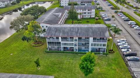 $200,000 | 296 Fanshaw H, Boca Raton, FL 33434