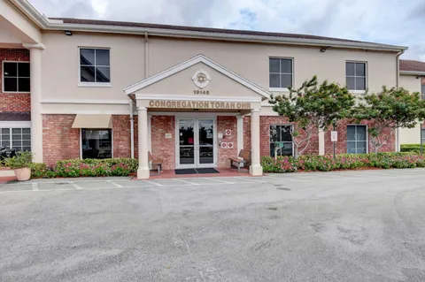 $200,000 | 296 Fanshaw H, Boca Raton, FL 33434