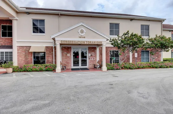 $200,000 | 296 Fanshaw H, Boca Raton, FL 33434
