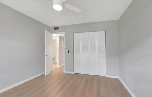 $200,000 | 296 Fanshaw H, Boca Raton, FL 33434