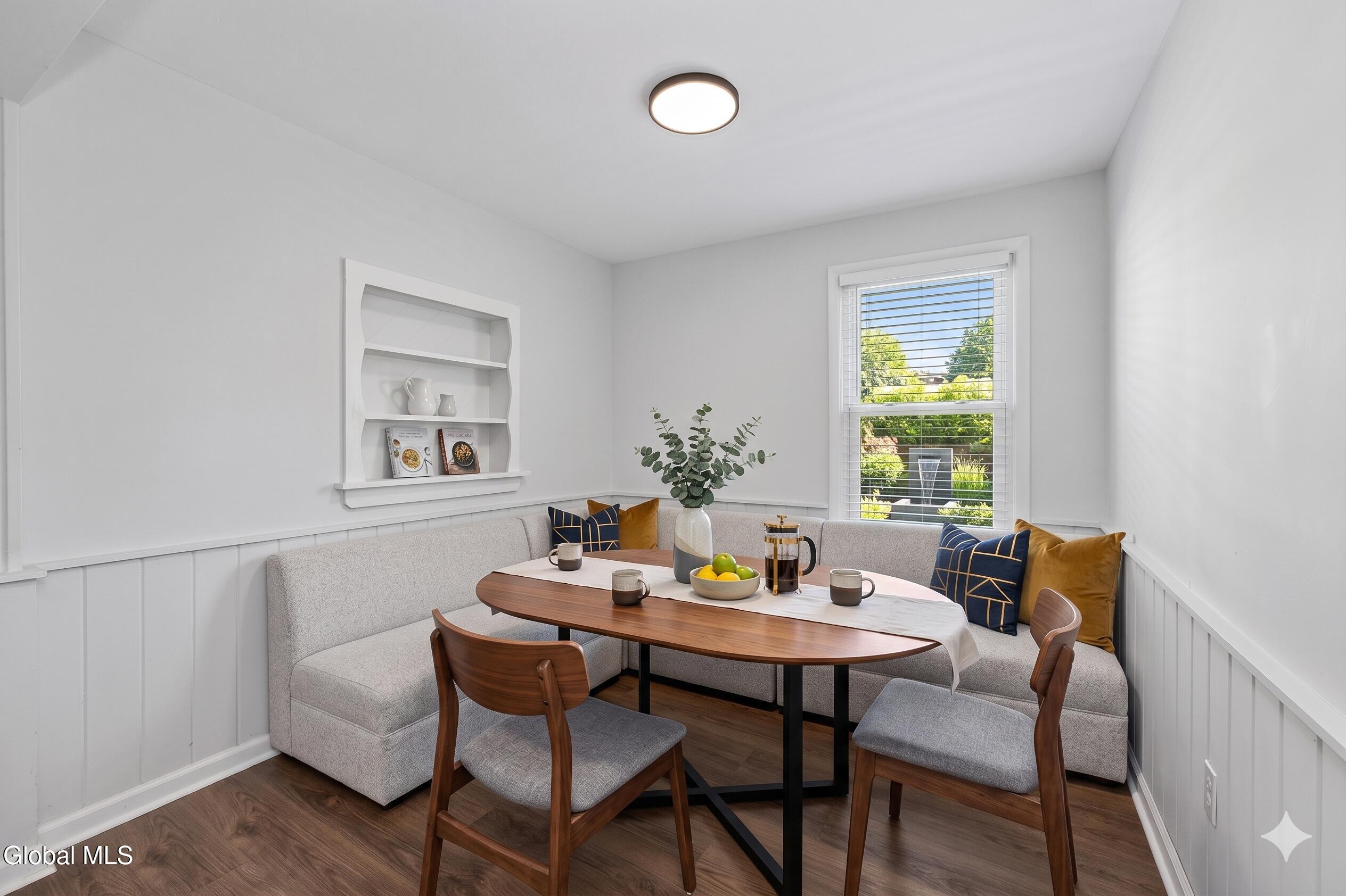 2618 Hendricks Street Rotterdam, NY 12306 - Photo 13 of 44 4 Breakfast Nook AI1