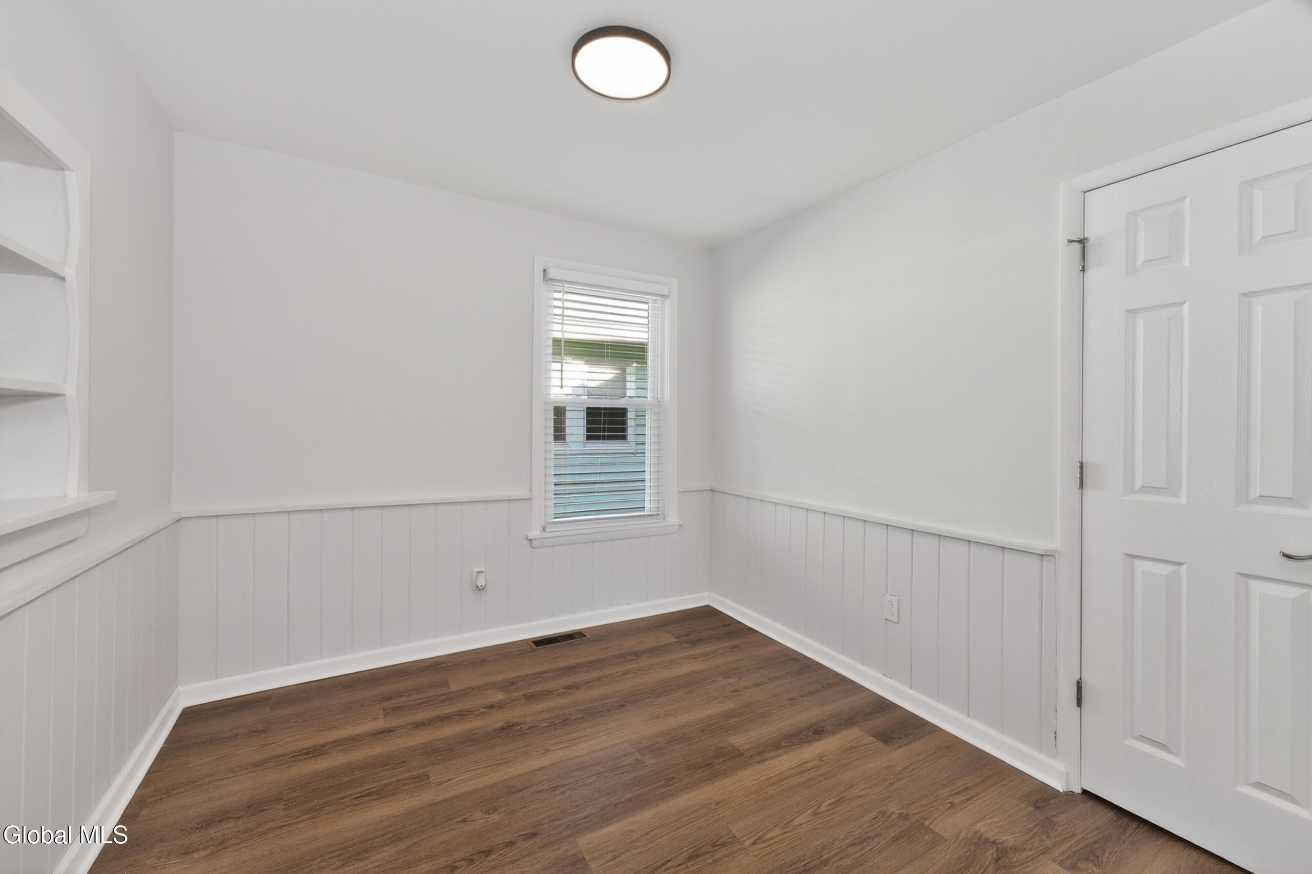 2618 Hendricks Street Rotterdam, NY 12306 - Photo 15 of 44 4 Breakfast Nook 2