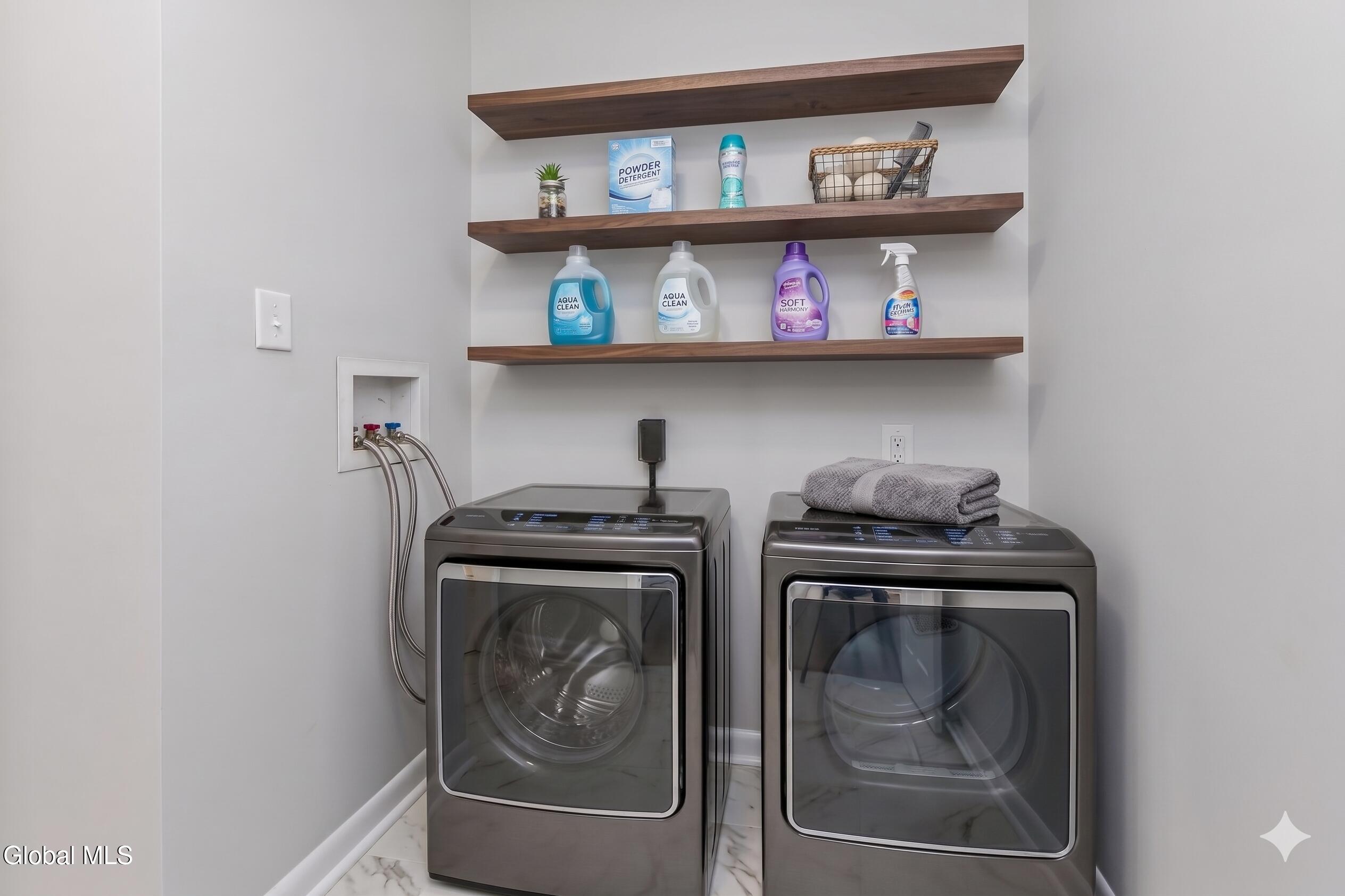 2618 Hendricks Street Rotterdam, NY 12306 - Photo 33 of 44 9 Bathroom_Laundry AI1