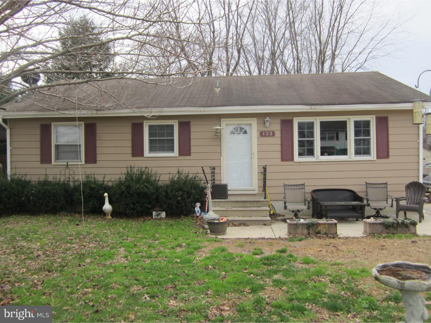 123 Harvard Road Pennsville, NJ 08070 - Photo 2 of 9