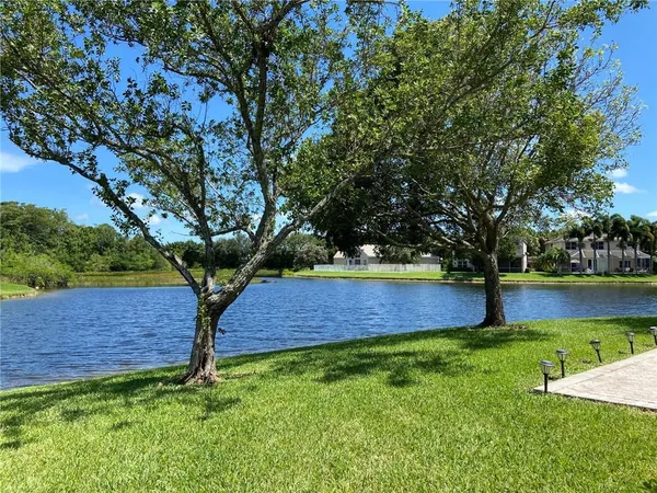 $3,900 | 4838 Northwest 58th Place, Coconut Creek, FL 33073