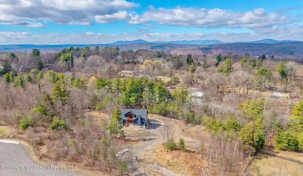 $1,300,000 | 32 Pro Court, Hurley, NY 12443