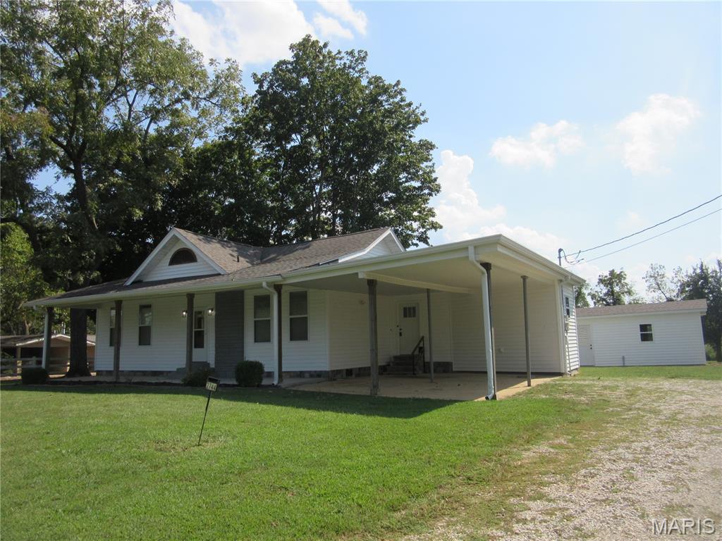 2744 Barron Road Poplar Bluff, MO 63901 - Photo 2 of 21 Gallery Image 2