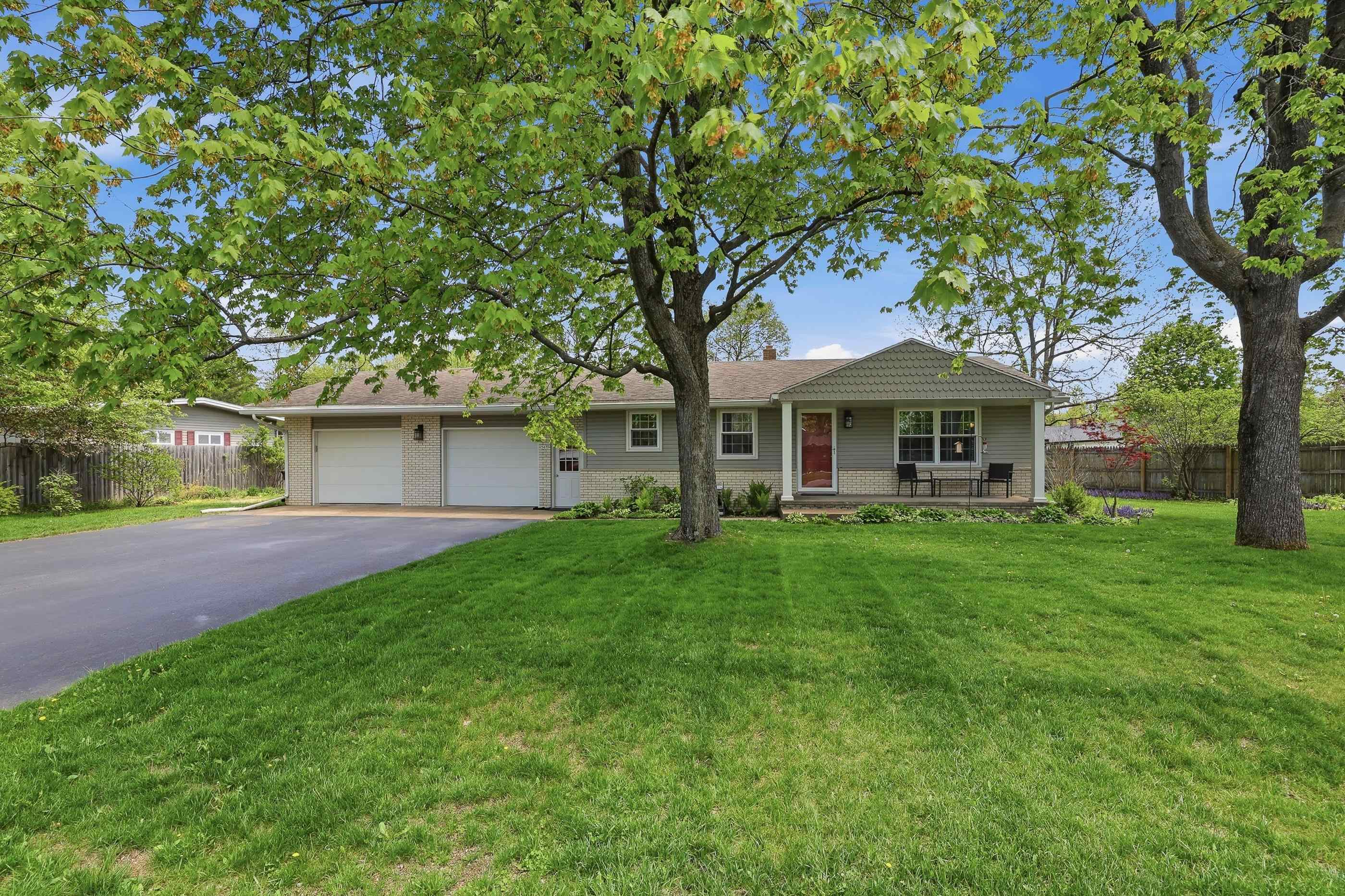 507 Sunset Boulevard Stevens Point, WI 54481 - Photo 3 of 45