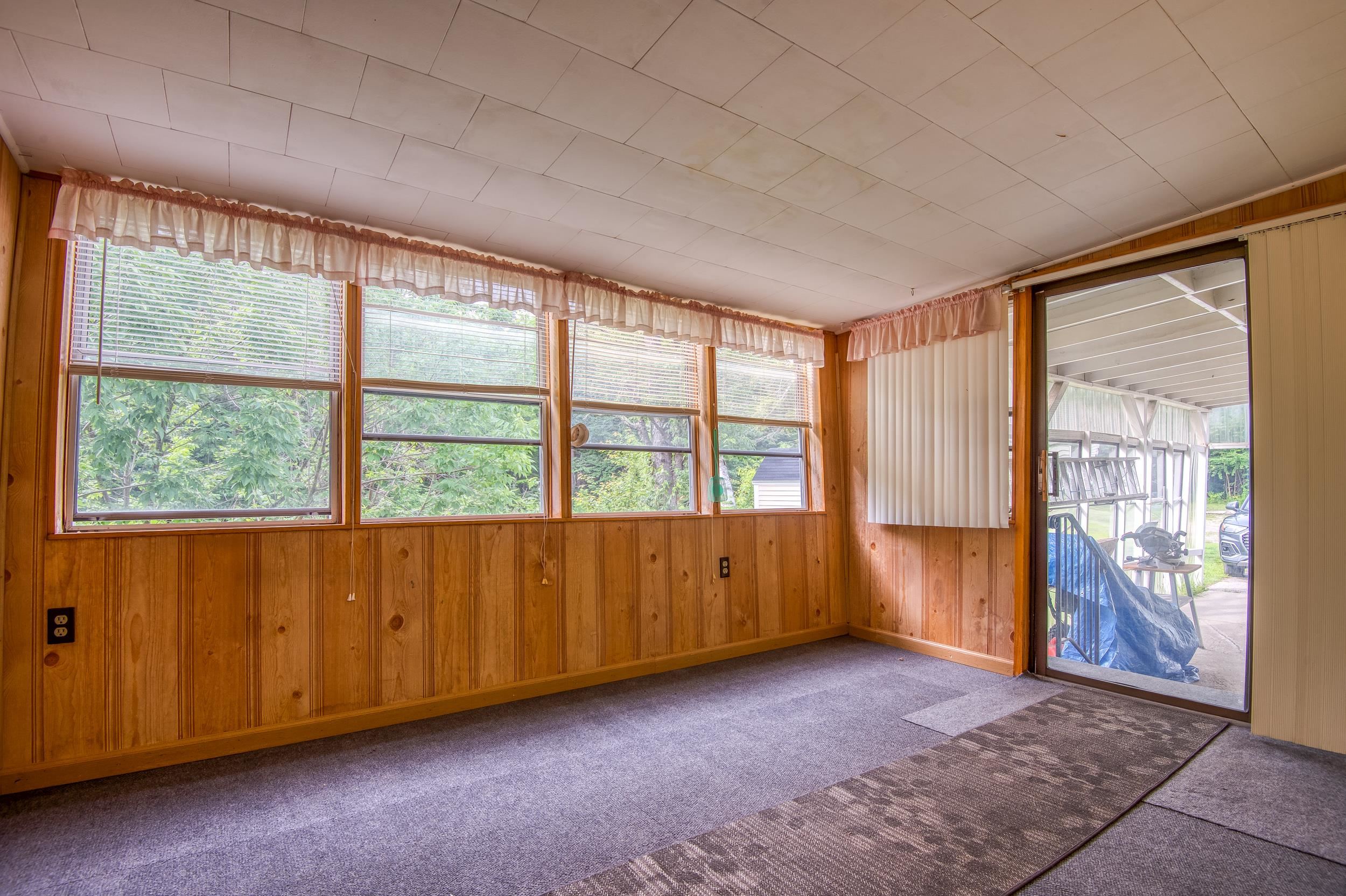 141 Lancaster Road, Unit 12 Gorham, NH 03581 - Photo 4 of 22