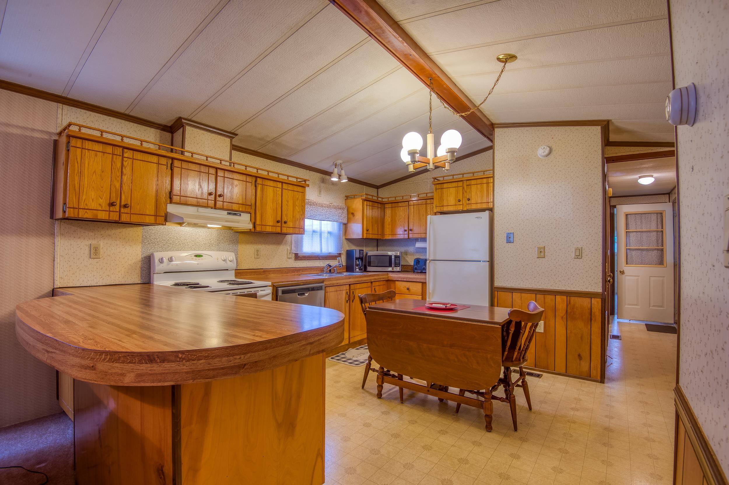 141 Lancaster Road, Unit 12 Gorham, NH 03581 - Photo 6 of 22