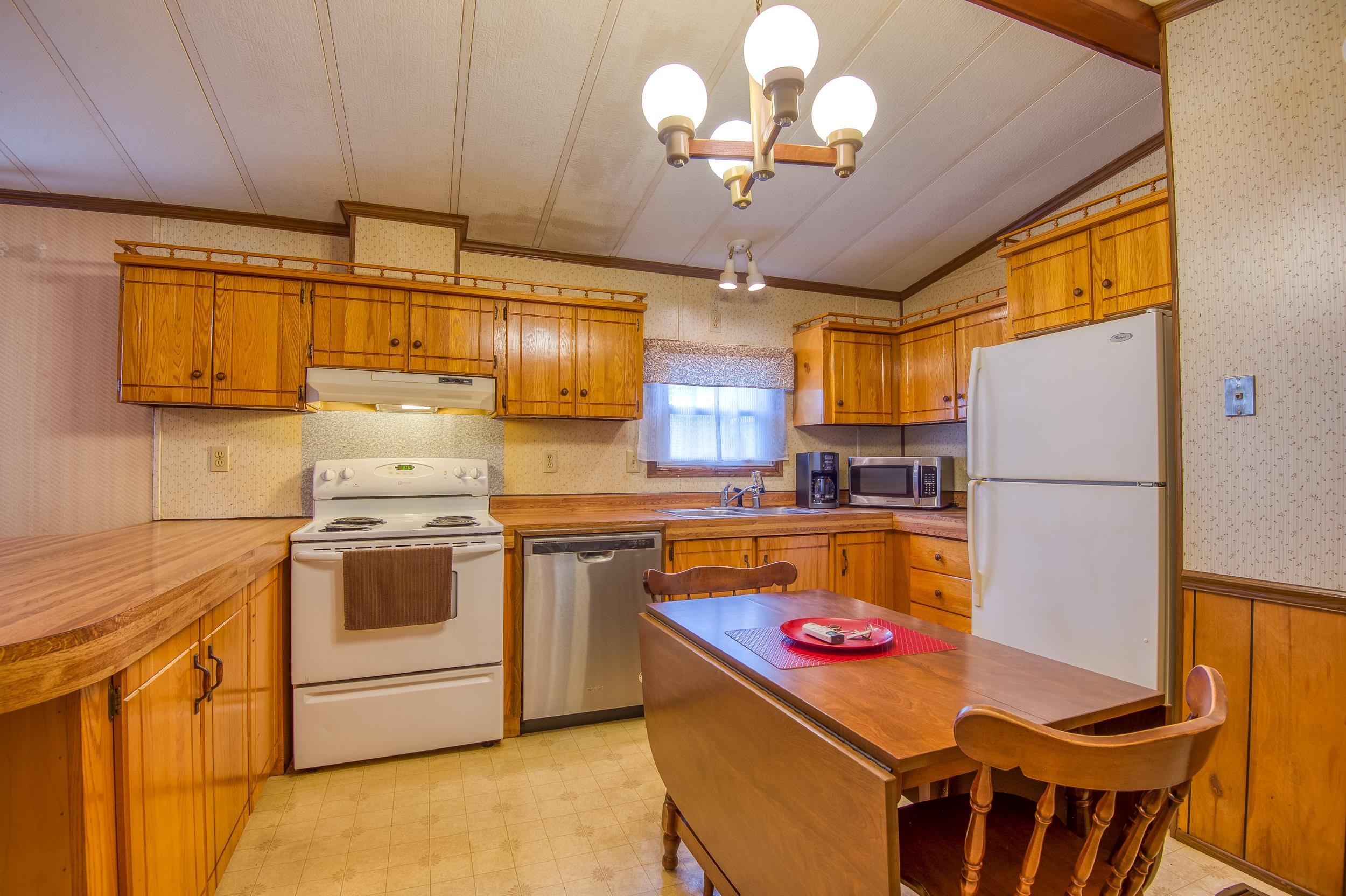 141 Lancaster Road, Unit 12 Gorham, NH 03581 - Photo 8 of 22