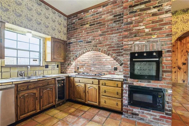 $399,000 | 104 Ducayet Drive, Destrehan, LA 70047