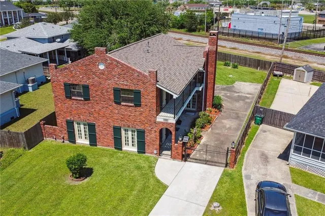 $399,000 | 104 Ducayet Drive, Destrehan, LA 70047