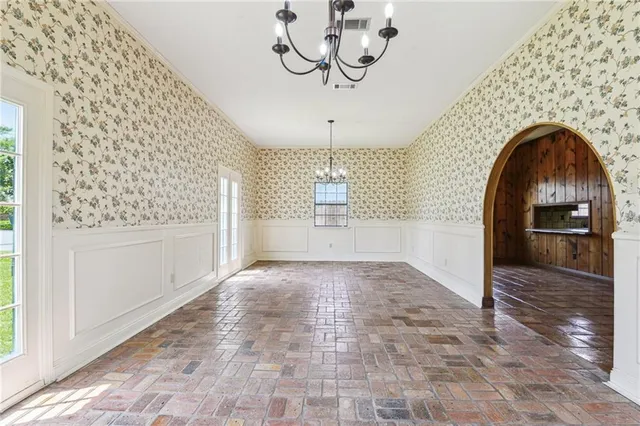 $399,000 | 104 Ducayet Drive, Destrehan, LA 70047