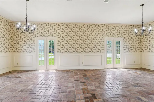 $399,000 | 104 Ducayet Drive, Destrehan, LA 70047