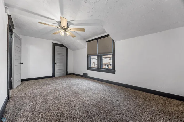 $250,000 | 722 7th Street North, Fargo, ND 58102