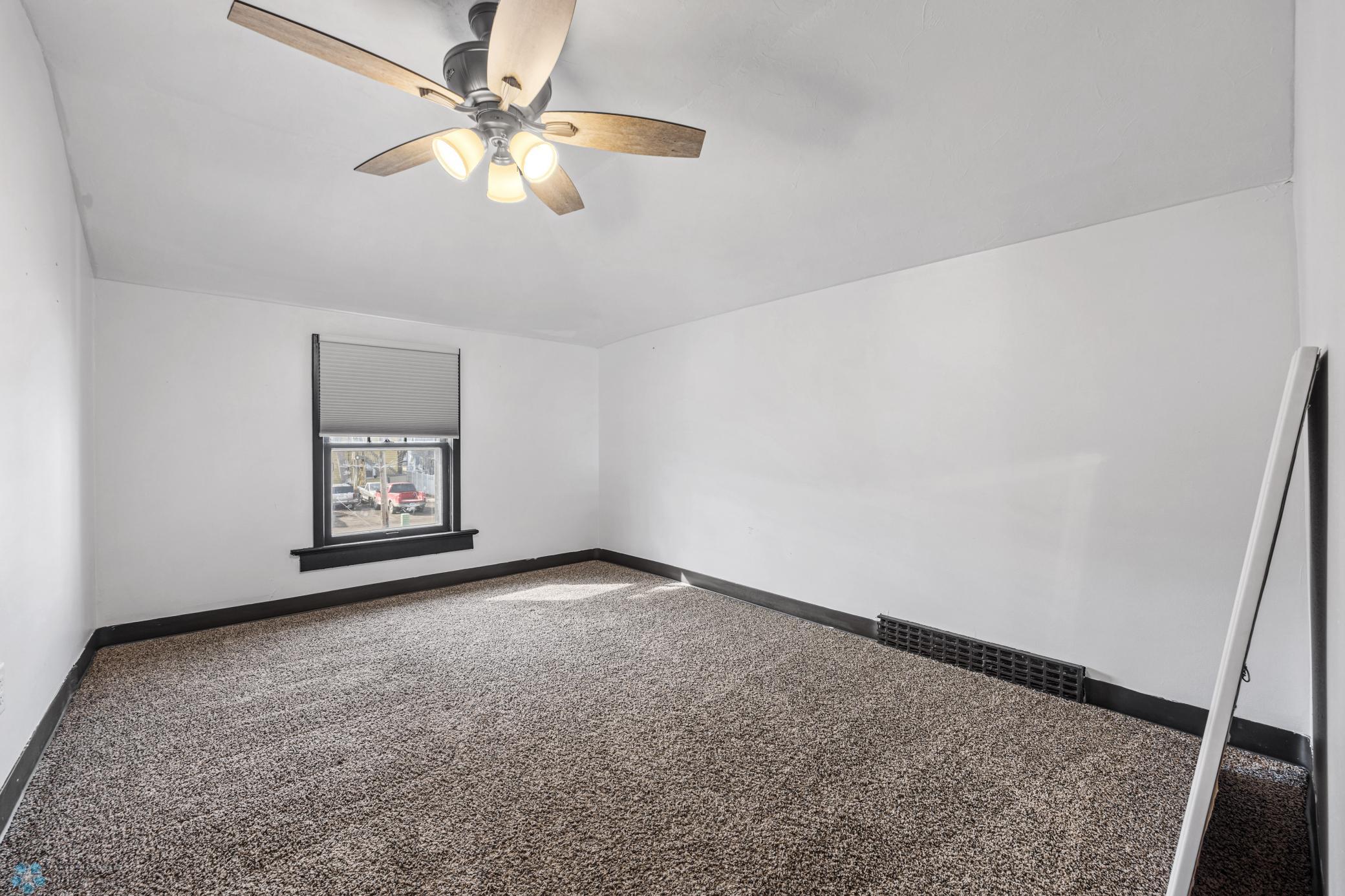 722 7th Street North Fargo, ND 58102 - Photo 13 of 24