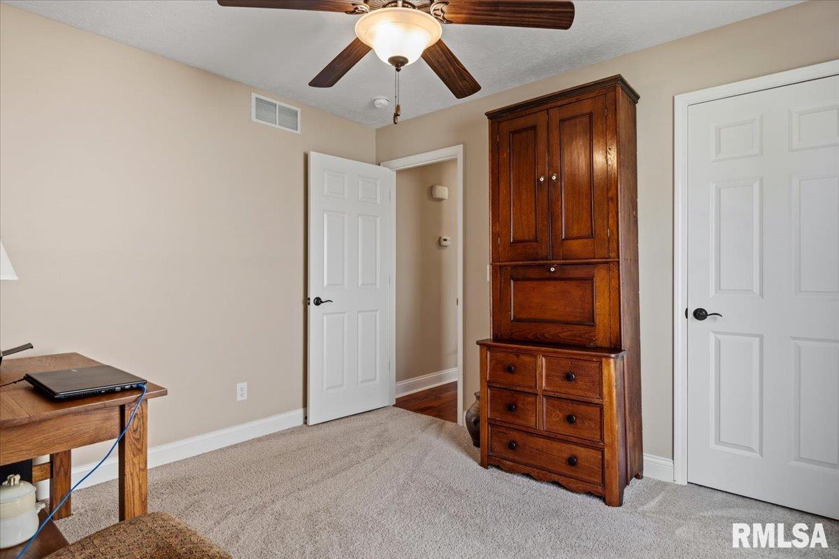 3303 Lakemere Drive Springfield, IL 62711 - Photo 22 of 40