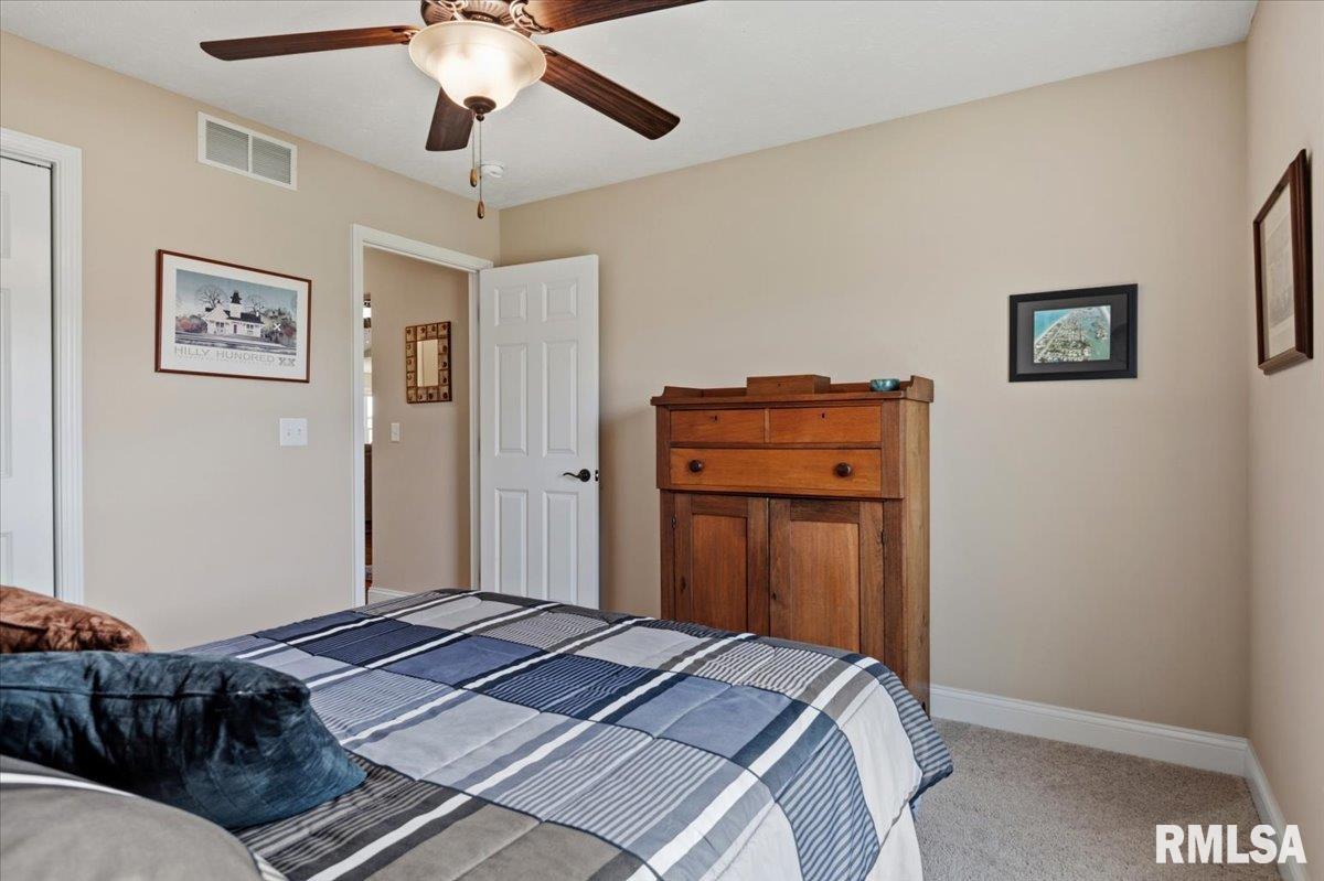 3303 Lakemere Drive Springfield, IL 62711 - Photo 25 of 40