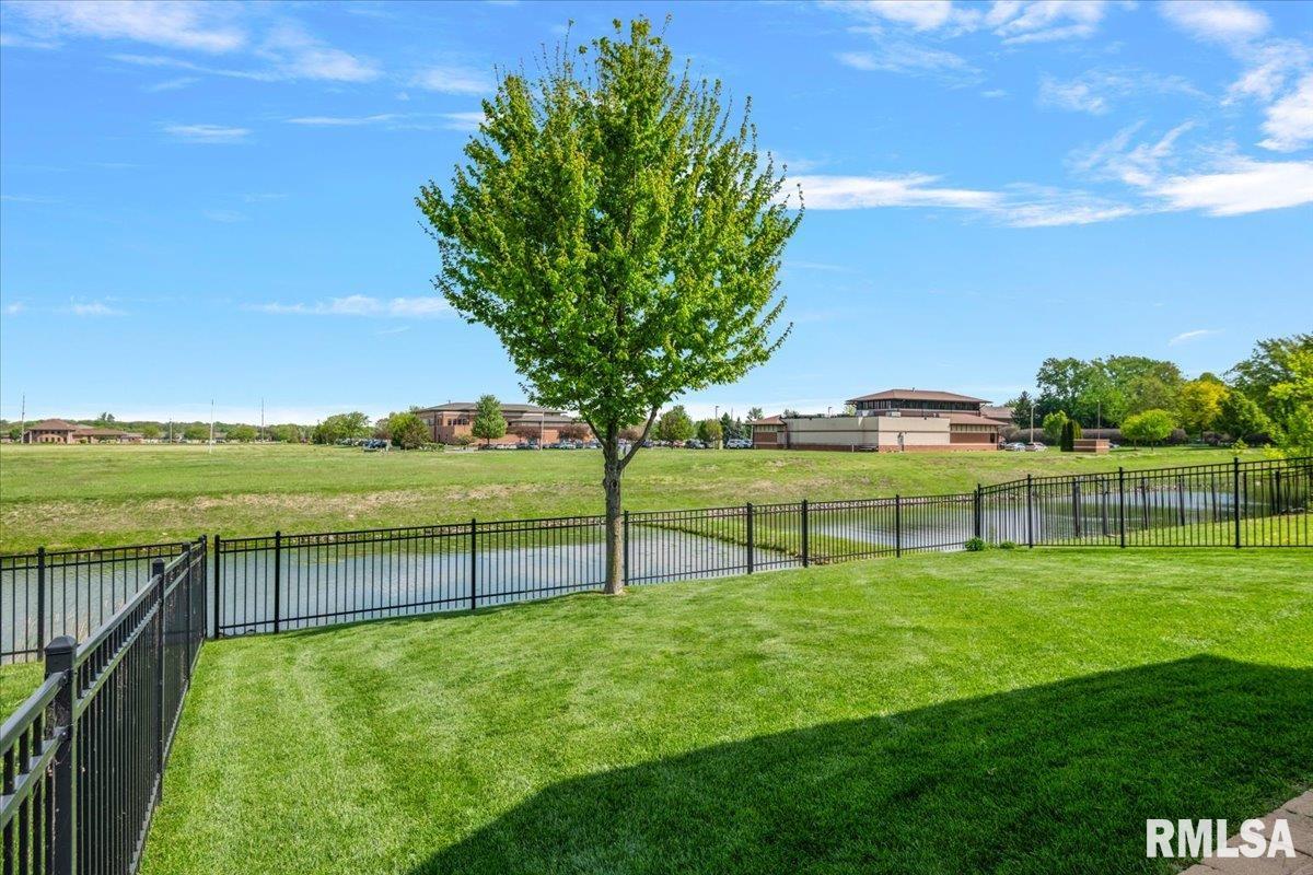 3303 Lakemere Drive Springfield, IL 62711 - Photo 33 of 40